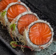 Salmon Petal Roll
